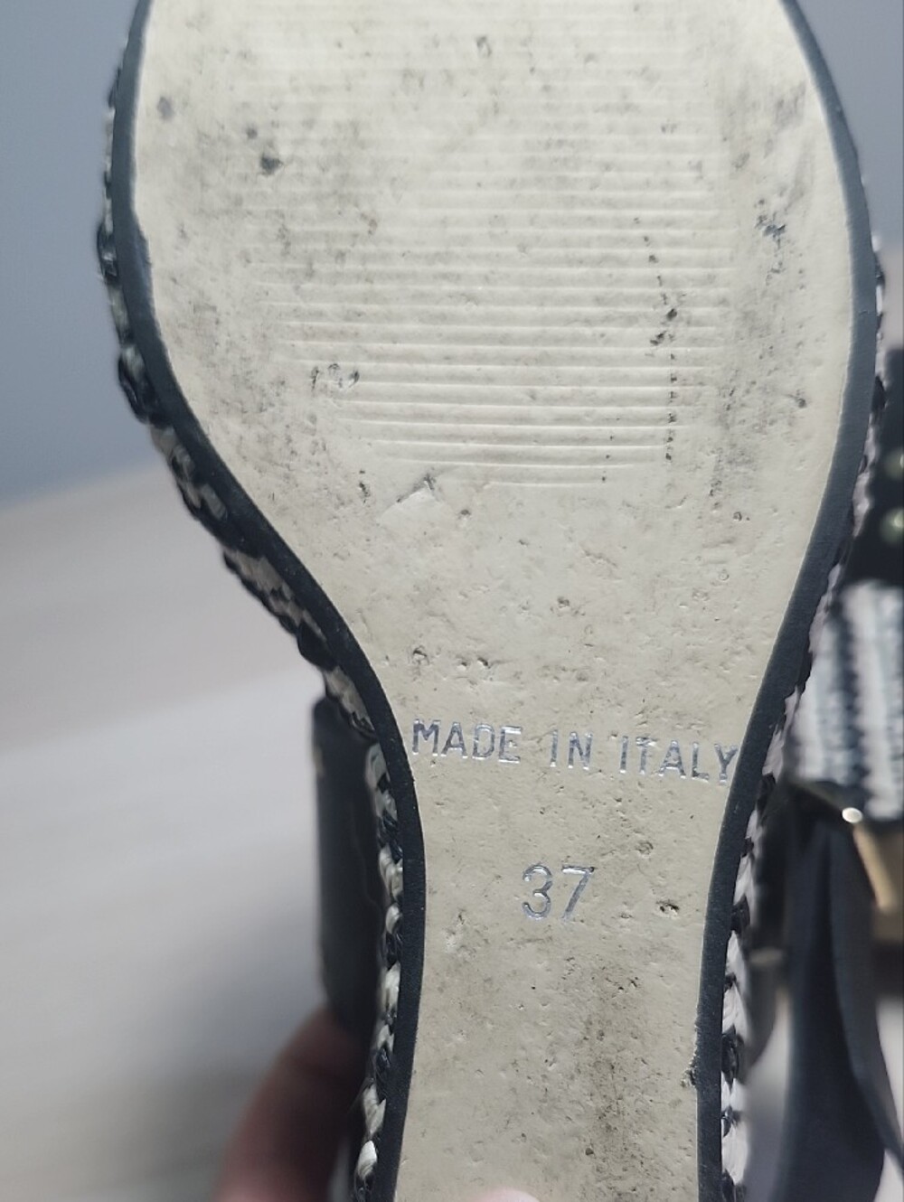 LOTTINI Made in Italy leather studded wedges sandals - Picture 12 of 14